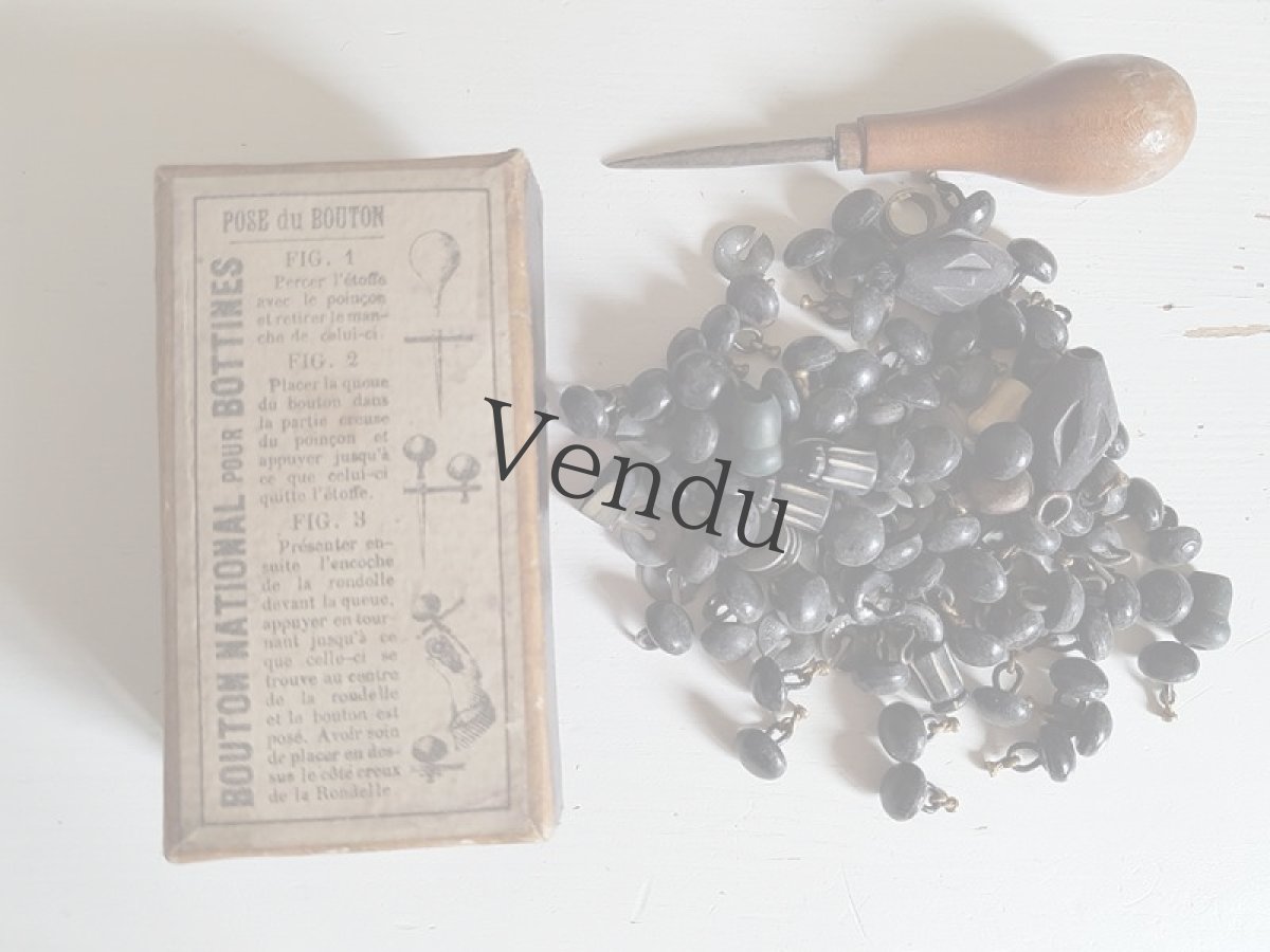 画像4: フランスアンティーク　1900年前後　箱入り専用工具つきブーツ用ボタン (4)
