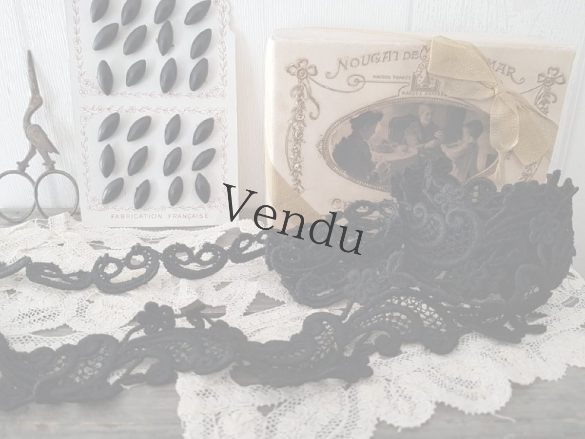 画像2: フランスアンティーク　刺繍テープ ノワール ２種 (2)