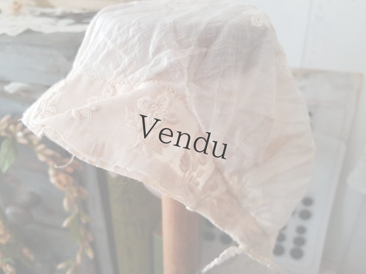 画像5: フランスアンティーク 1900年代頃　白糸刺繍のボネ (5)