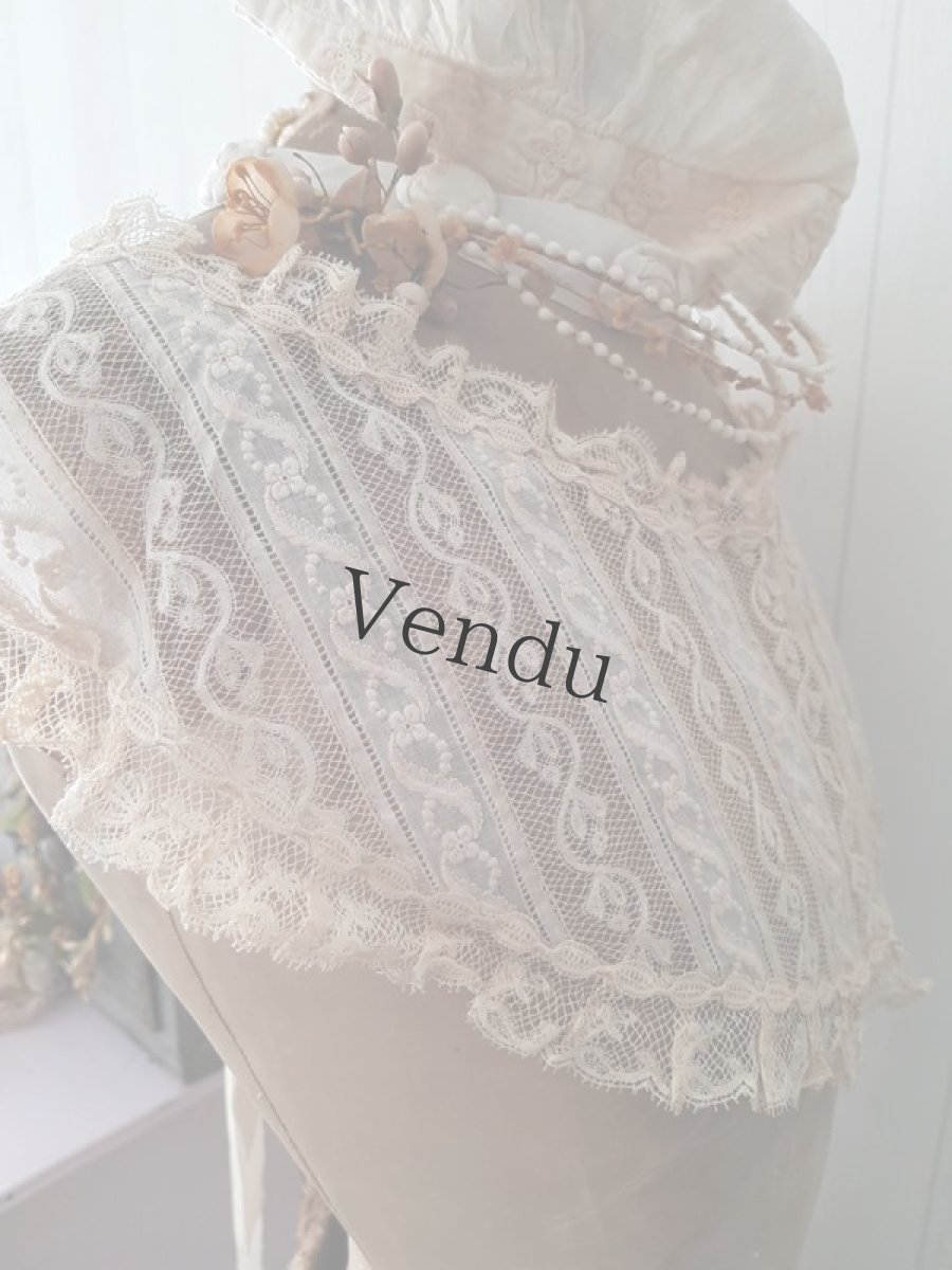 画像7: フランスアンティーク 1900年代頃　胸元レースパーツ白糸刺繍とヴァレンシエンヌレース (7)