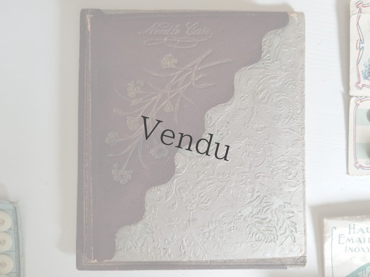 画像3: フランスアンティーク　AU BON MARCHE PARISの箱入りブロカントセット  (3)