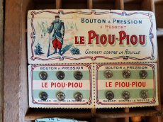画像5: フランスアンティーク　AU BON MARCHE PARISの箱入りブロカントセット  (5)