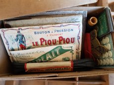 画像10: フランスアンティーク　AU BON MARCHE PARISの箱入りブロカントセット  (10)