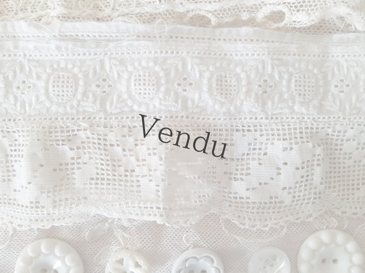 画像3: フランスアンティーク　レースとボタンのセット Blanc A (3)