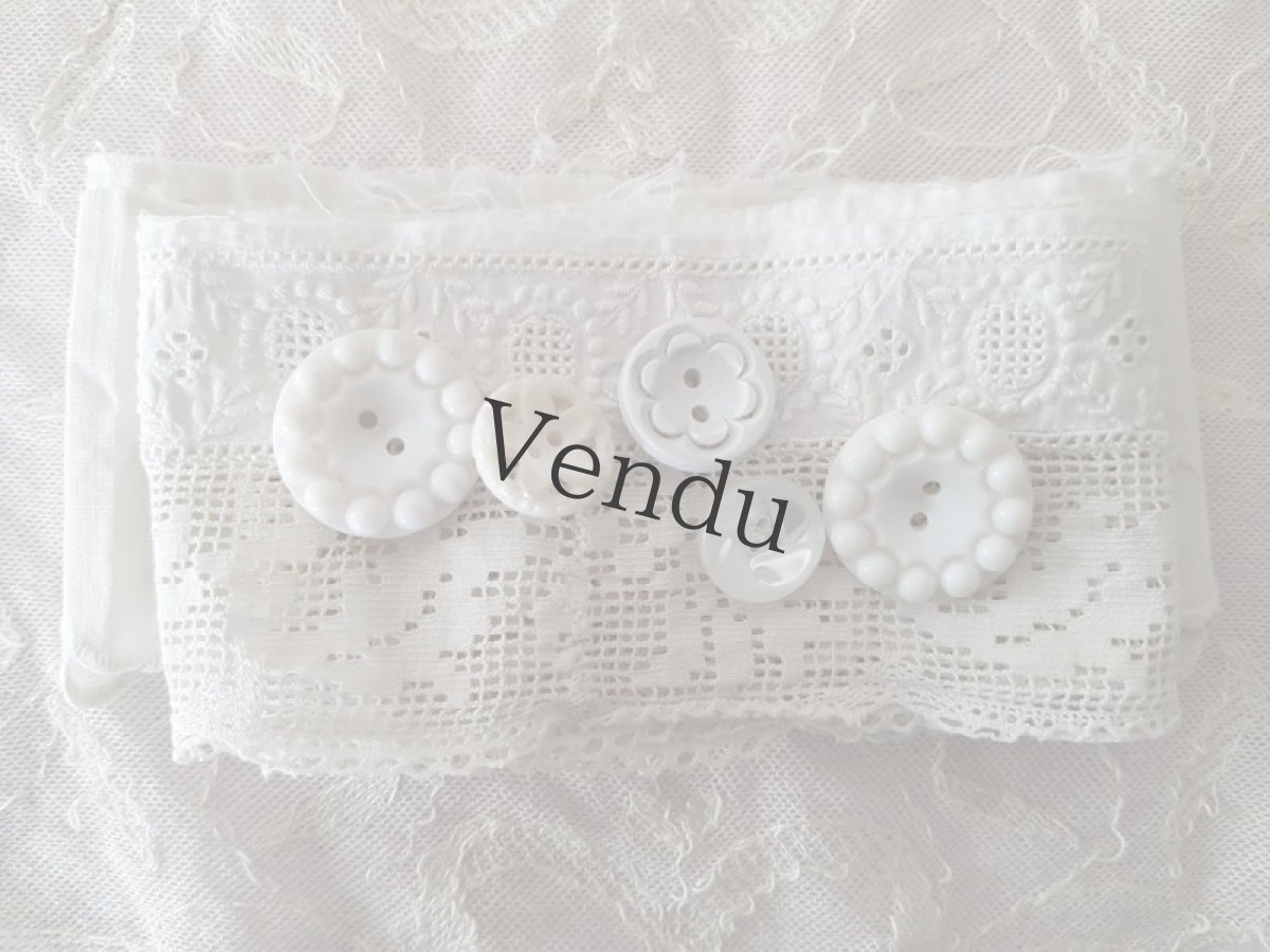 画像6: フランスアンティーク　レースとボタンのセット Blanc A (6)