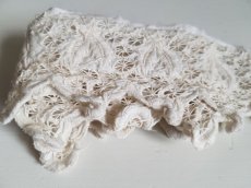 画像4: フランスアンティーク　白糸刺繍スカラップレース 67cm (4)
