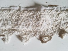 画像3: フランスアンティーク　白糸刺繍スカラップレース 67cm (3)