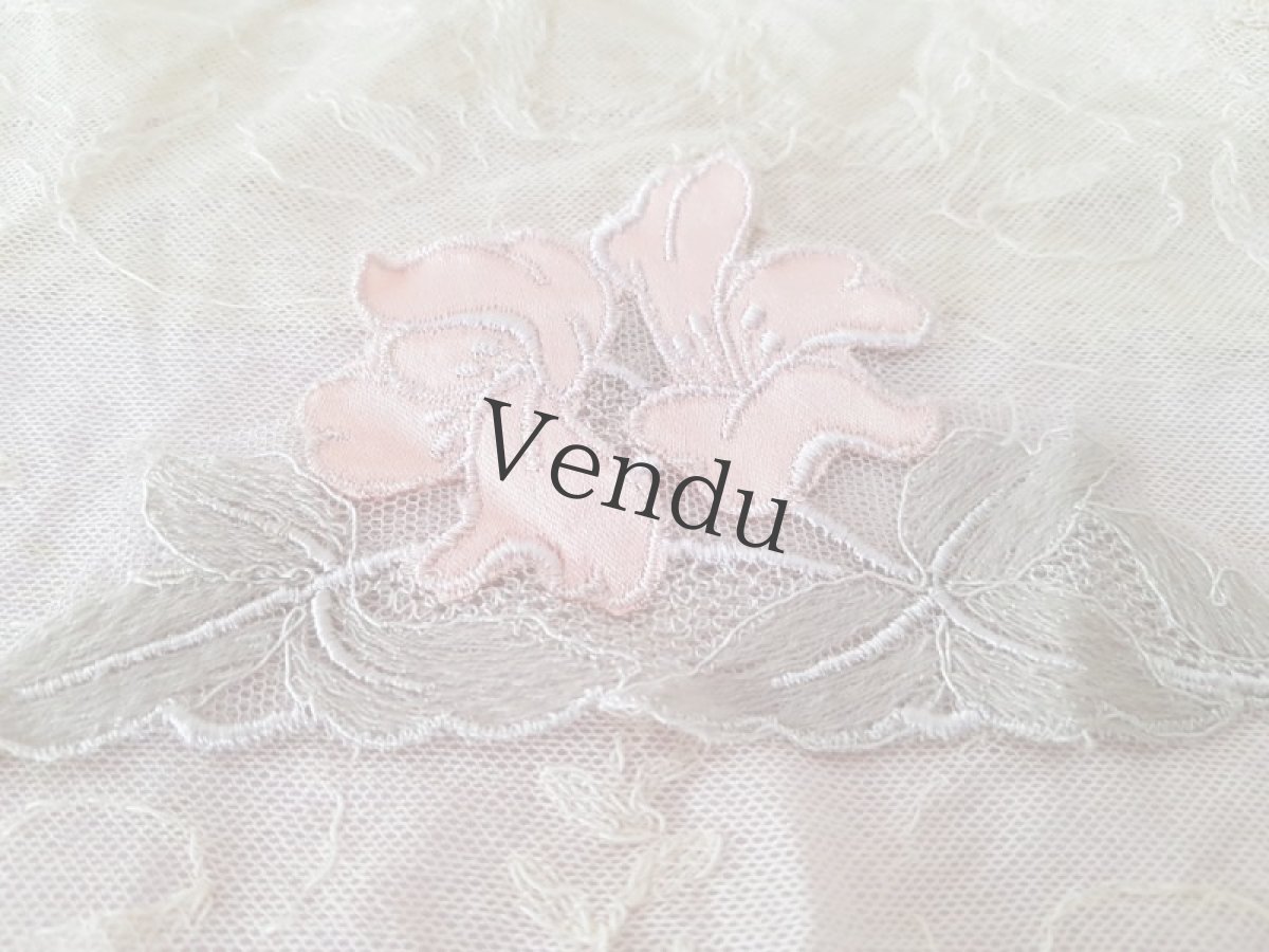 画像2: フランスヴィンテージ　お花の刺繍アップリケ (2)