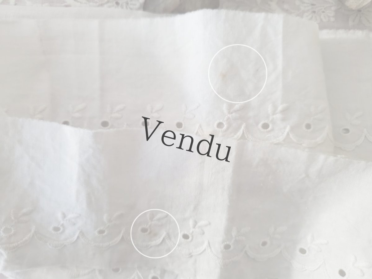 画像4: フランスアンティーク　刺繍スカラップ端切れ 140cm (4)