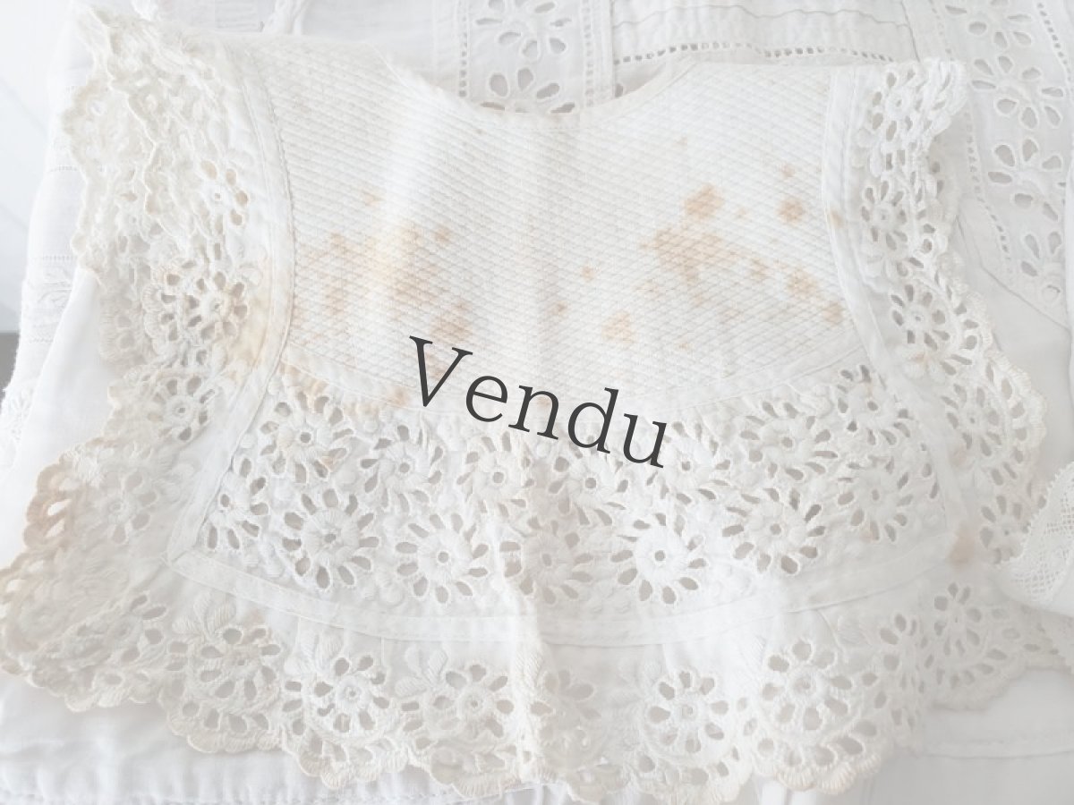 画像4: フランス蚤の市　少女ワンピース入り端切れセット５種 缶入りボタンつき (4)