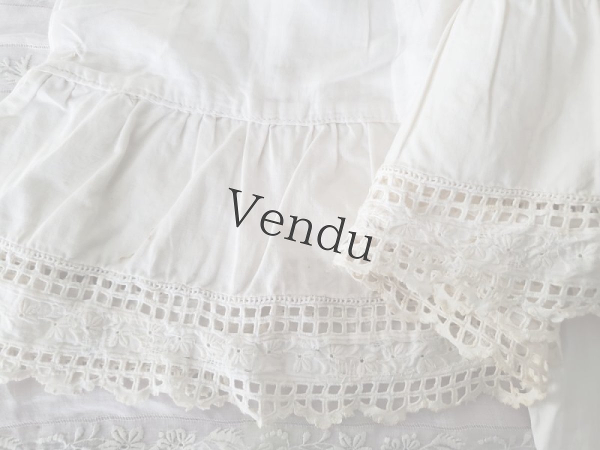 画像6: フランス蚤の市　少女ワンピース入り端切れセット５種 缶入りボタンつき (6)