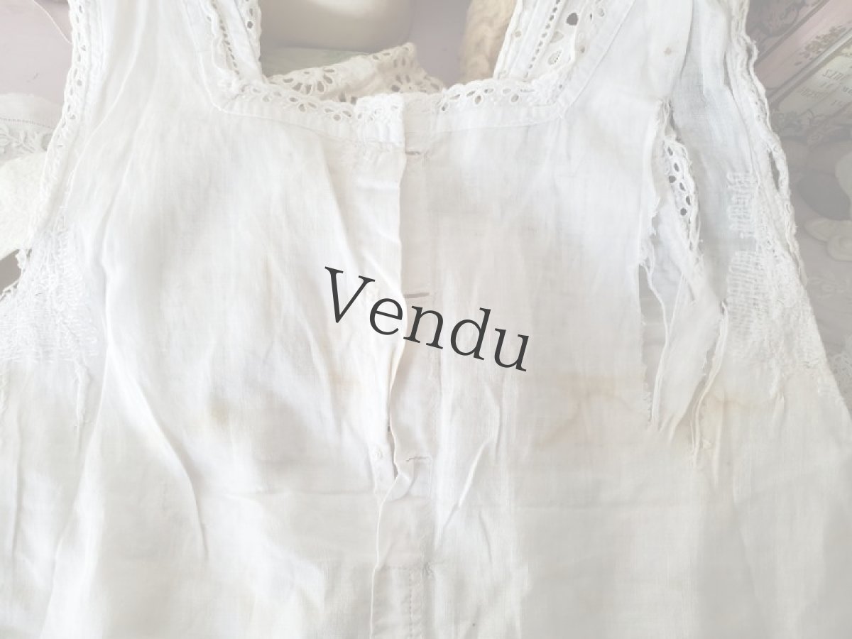 画像12: フランス蚤の市　少女ワンピース入り端切れセット５種 缶入りボタンつき (12)