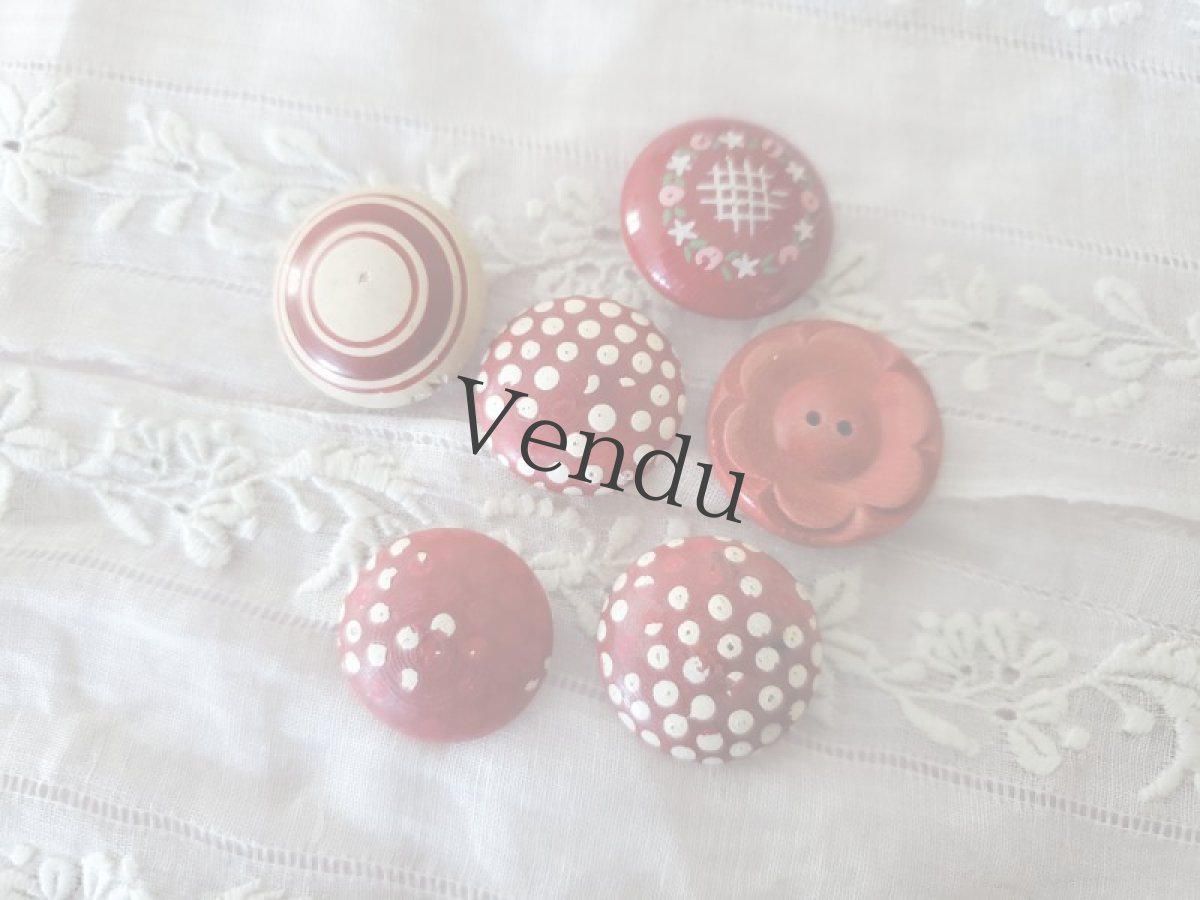 画像2: フランス 1930-50年 木製ボタン Rouge 6個セット 20-23mm (2)