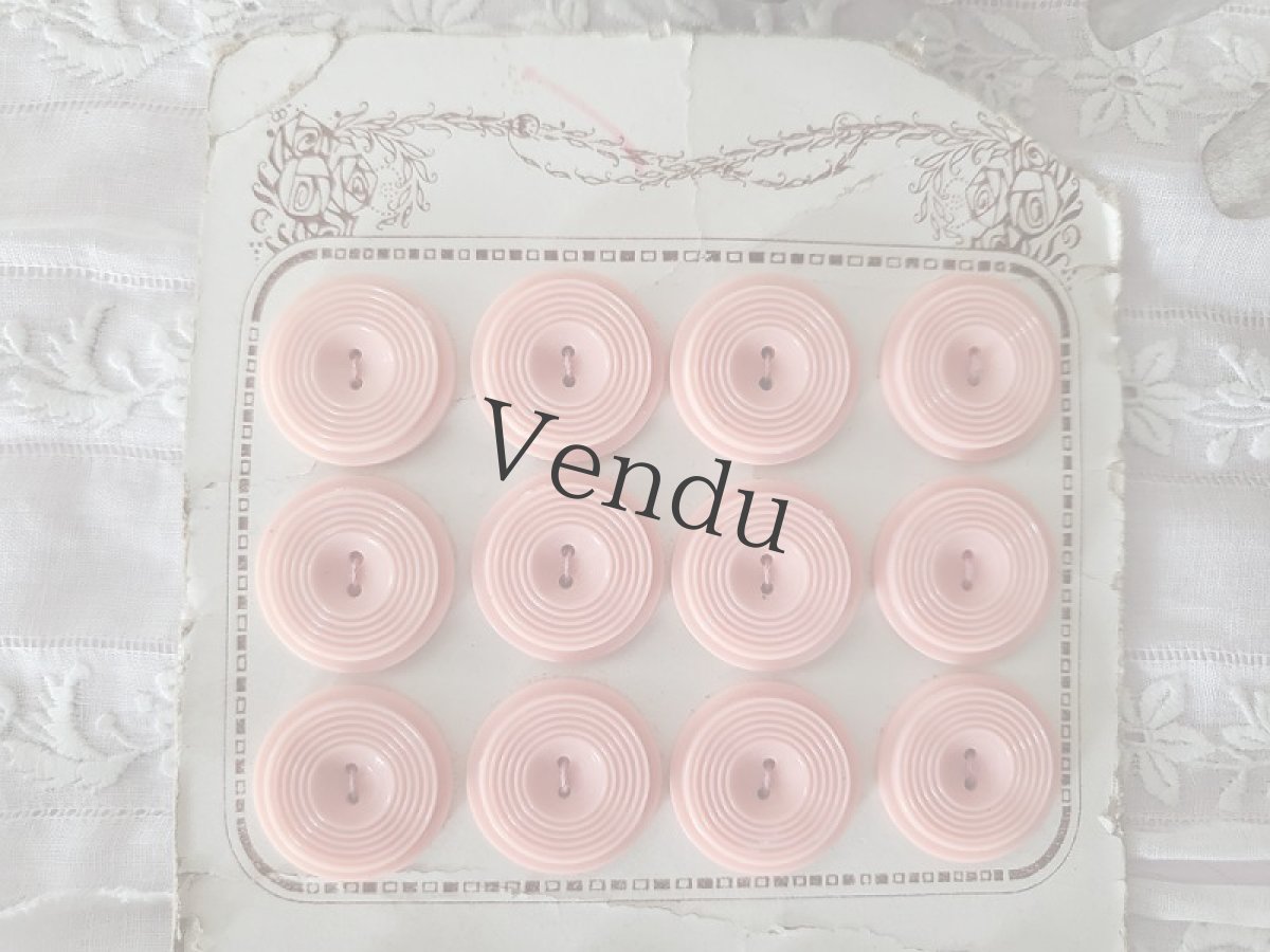 画像2: フランスヴィンテージ　プラスティックボタンシート rose (2)