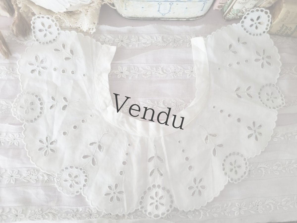 画像4: フランスヴィンテージ　カットワーク刺繍のちいさなつけ襟 (4)