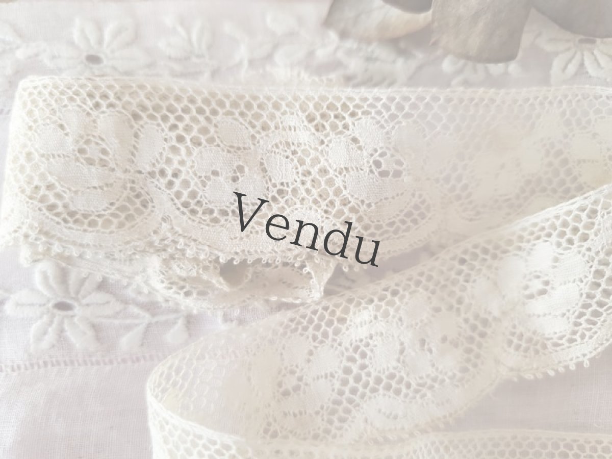 画像2: フランスアンティーク　ボタニカル柄 ヴァレンシエンヌレース 131cm (2)