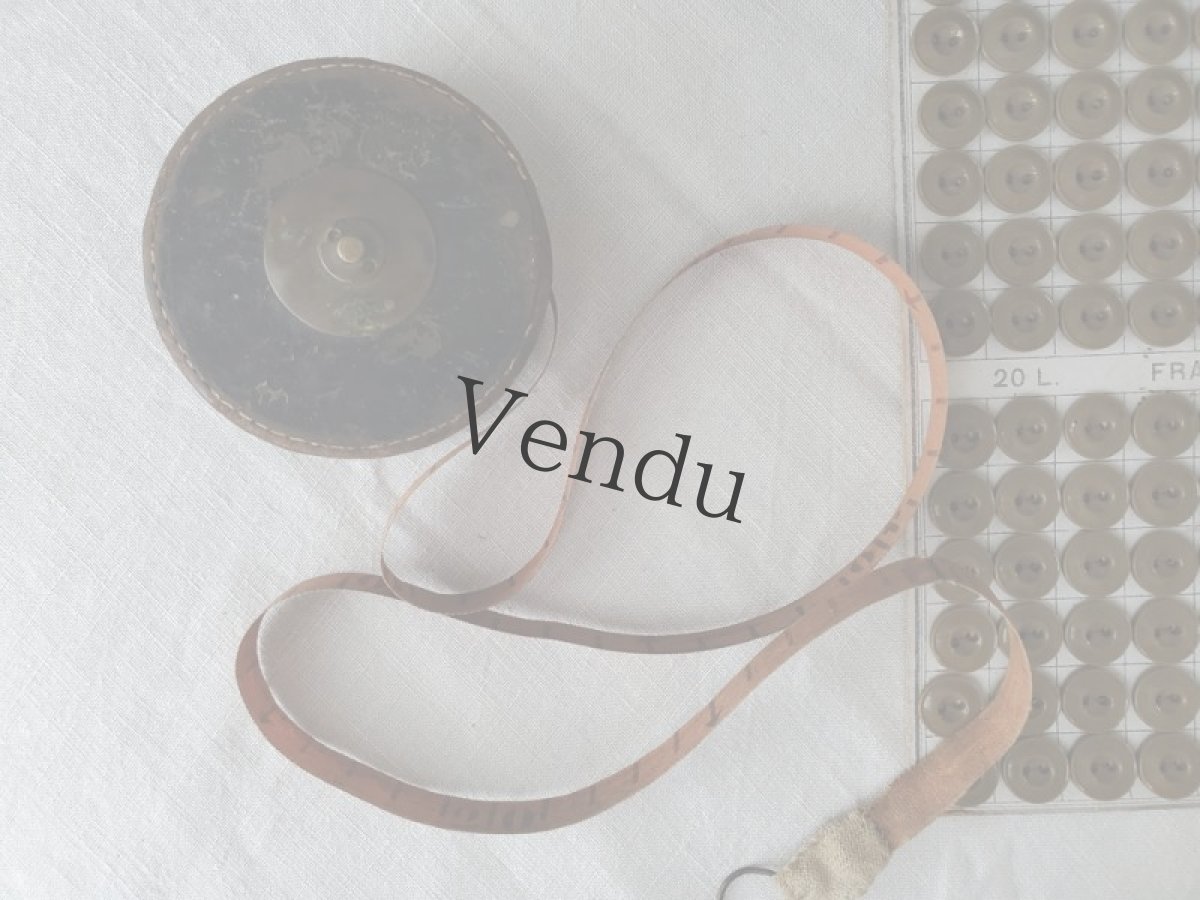 画像3: フランスアンティーク　革製手巻きメジャー (3)