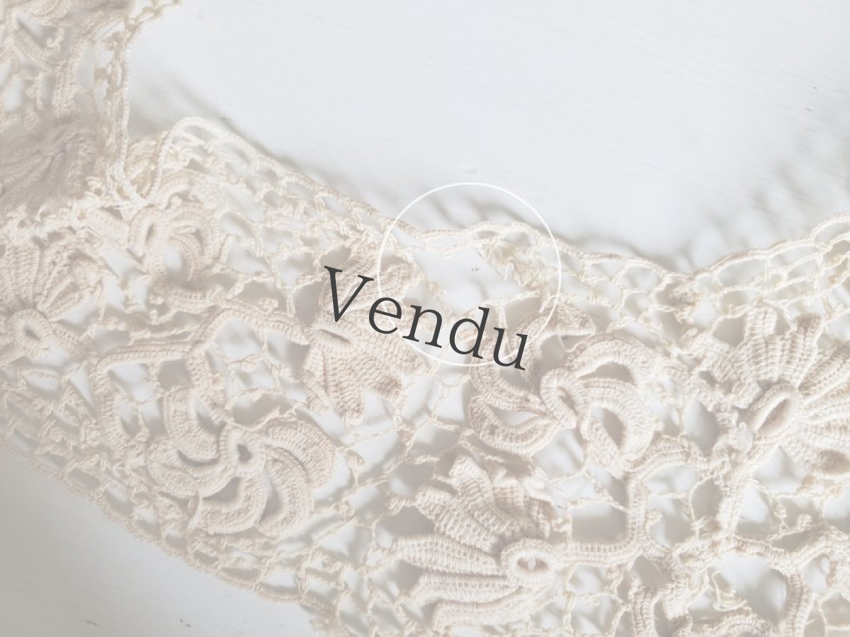 画像13: フランスアンティーク　蚤の市３点セット ワックスフラワーティアラ／つけ襟／ハットピン (13)