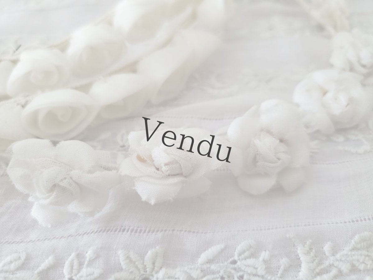 画像2: フランスアンティーク　バラの布花ヘッドリース　ティアラ (2)