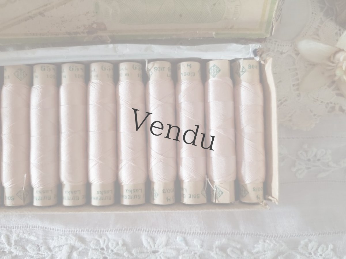 画像3: フランスアンティーク　シルクの筒状糸巻き 箱セット SOIE à Coudre Gutermann  (3)