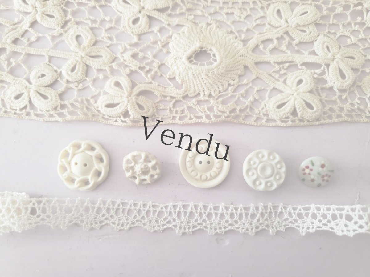 画像2: フランス蚤の市　レースとボタンのセット Blanc B (2)