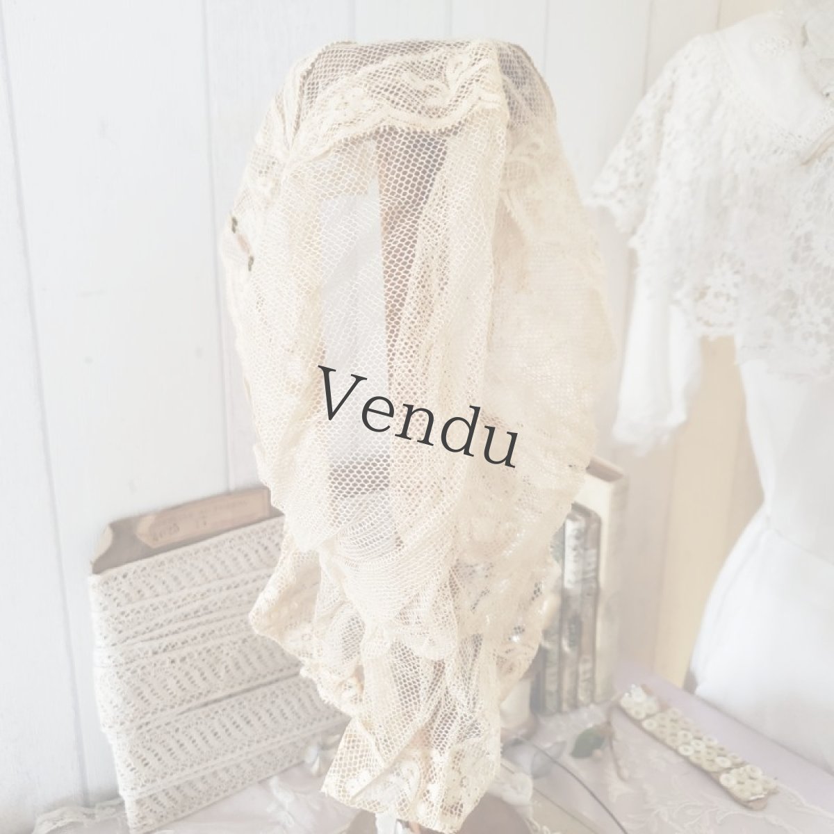 画像7: フランスアンティーク　ロココトリムとレースのボネ (7)