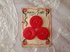 画像1: フランスヴィンテージ　赤いお花のボタンシート (1)