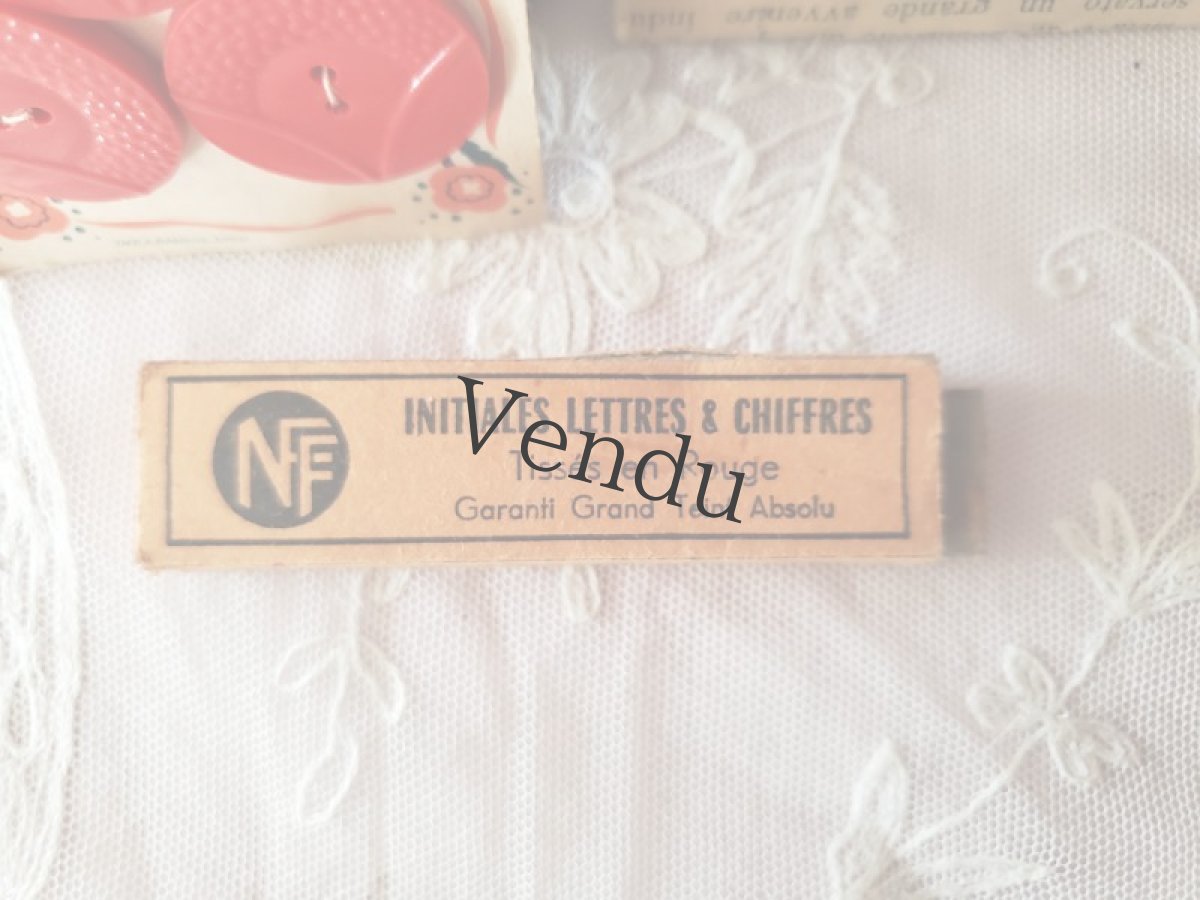 画像4: フランスアンティーク　イニシャル数字テープリボン　箱入り1本 《8》 (4)