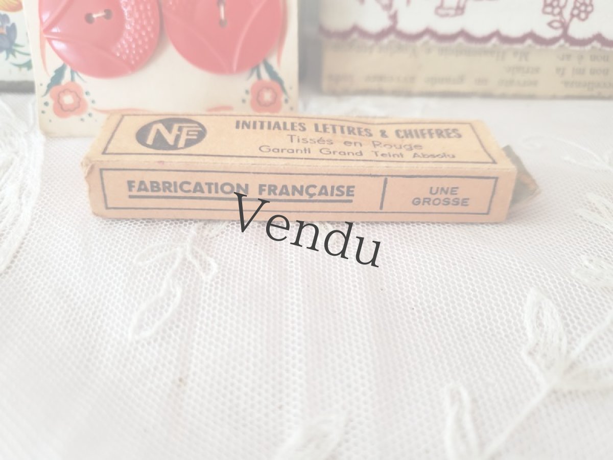 画像5: フランスアンティーク　イニシャル数字テープリボン　箱入り1本 《8》 (5)