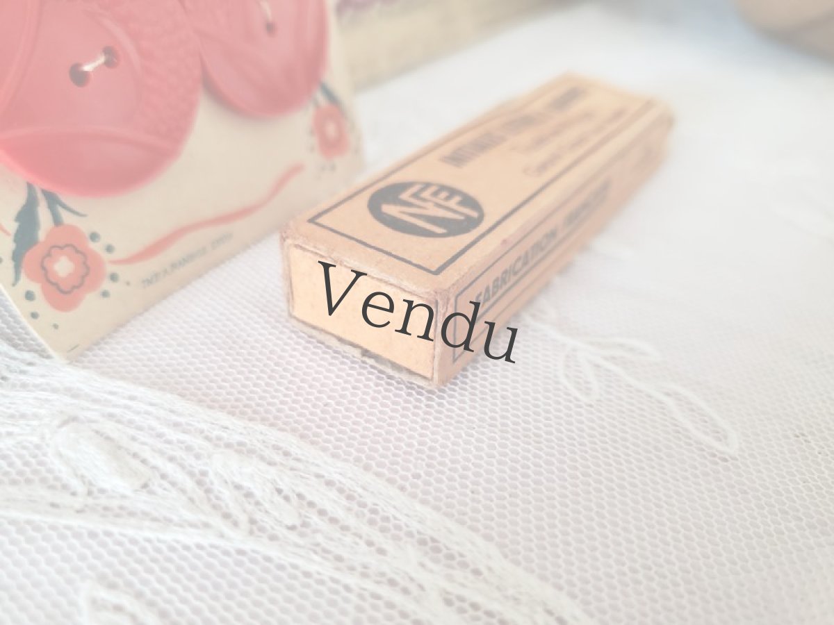 画像6: フランスアンティーク　イニシャル数字テープリボン　箱入り1本 《8》 (6)