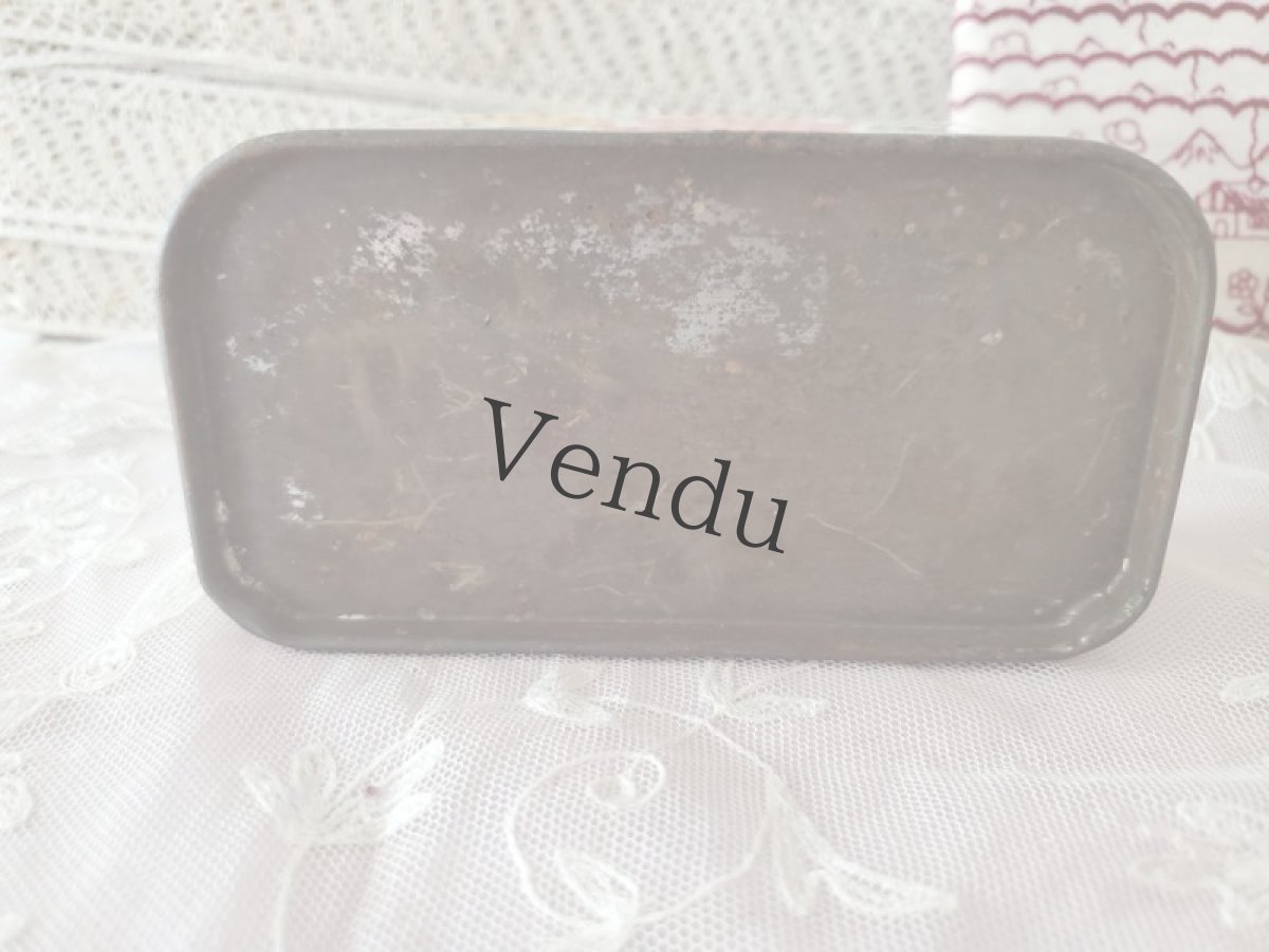 画像8: フランスアンティーク　花柄のアリュメット缶  (8)