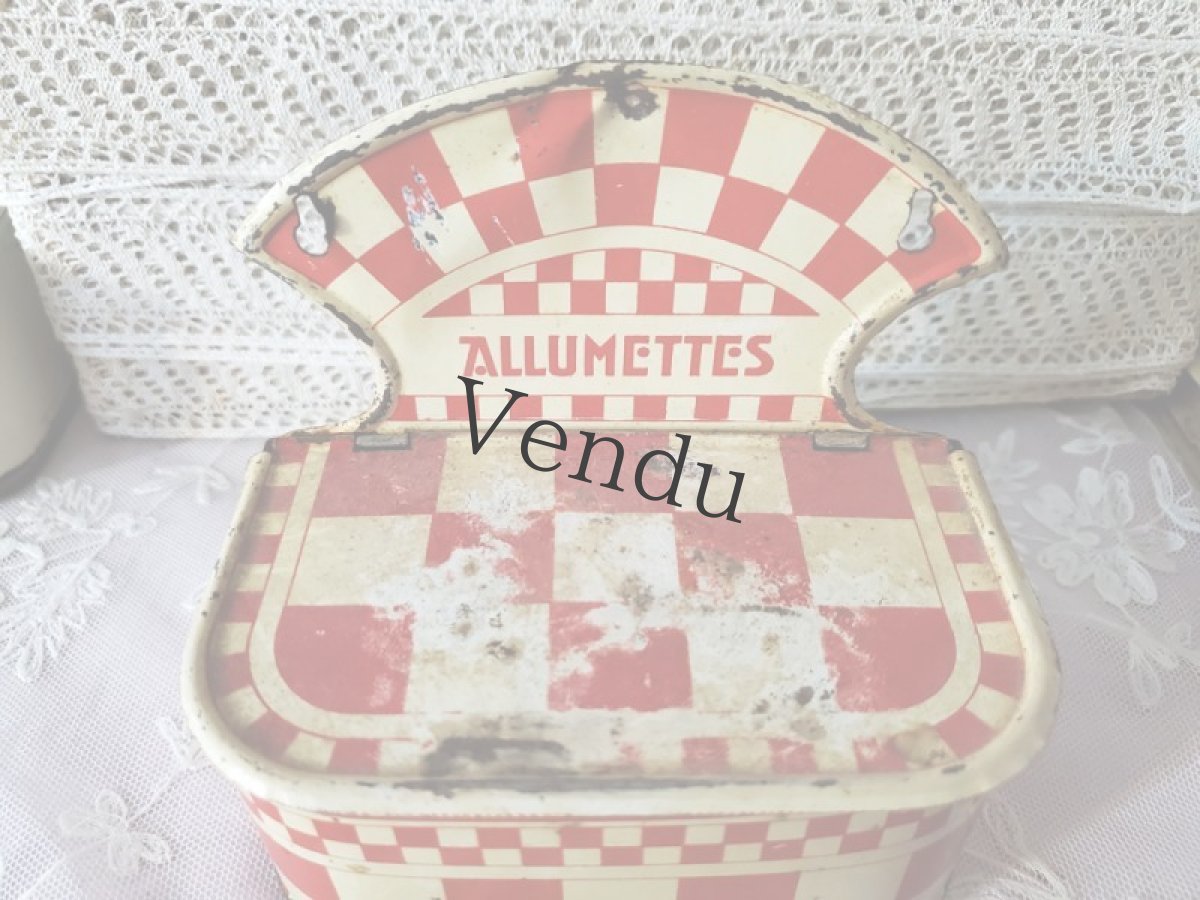 画像2: フランスアンティーク　赤と白のアリュメット缶  (2)