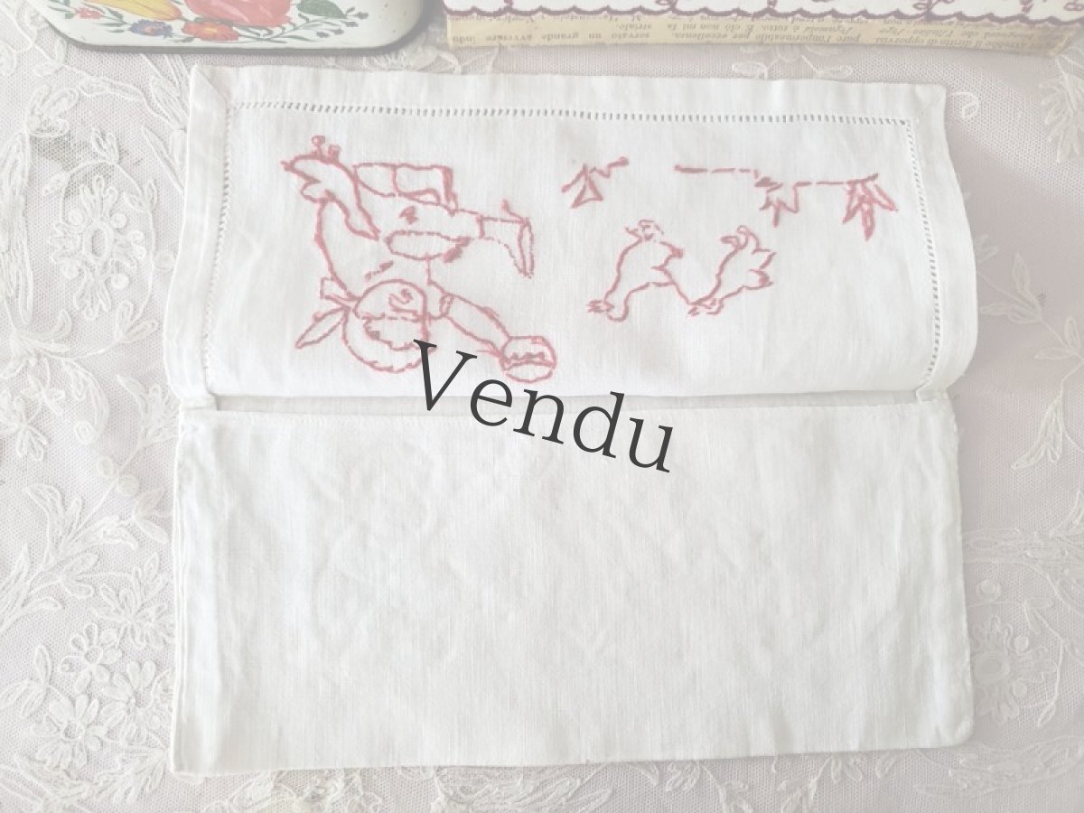 画像4: フランスヴィンテージ　赤い刺繍のカトラリーケース (4)