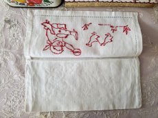 画像4: フランスヴィンテージ　赤い刺繍のカトラリーケース (4)