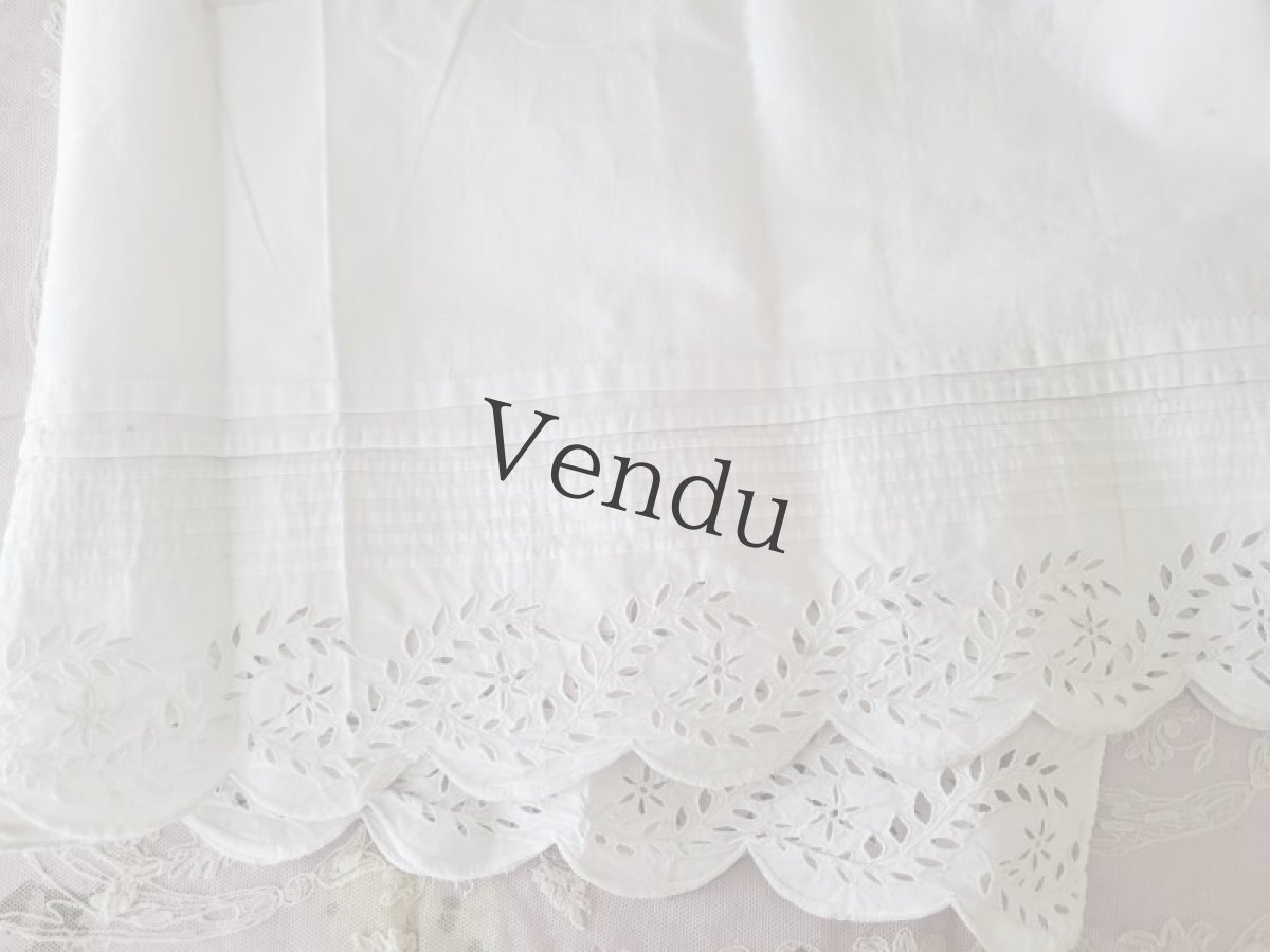 画像3: フランスアンティーク　カットワーク幅広レース端切れ 139cm (3)