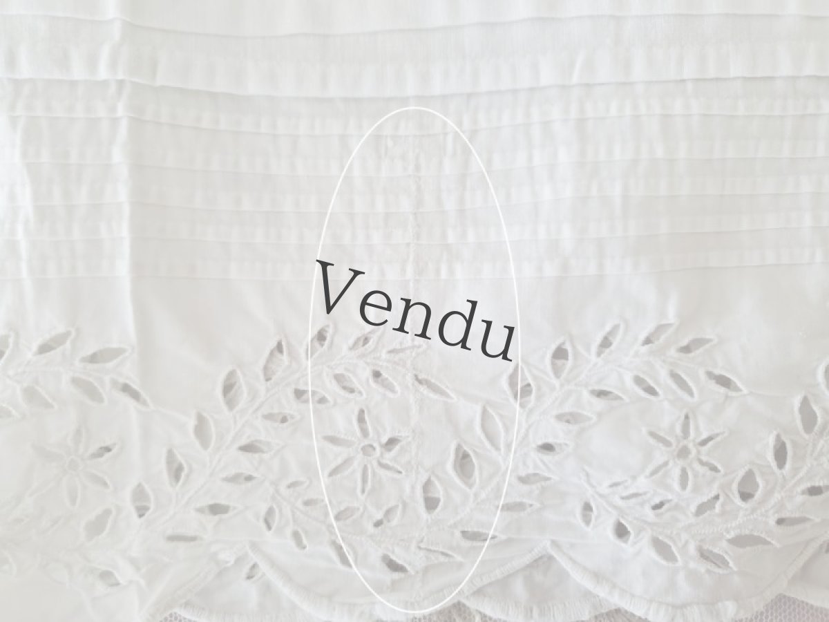 画像9: フランスアンティーク　カットワーク幅広レース端切れ 139cm (9)