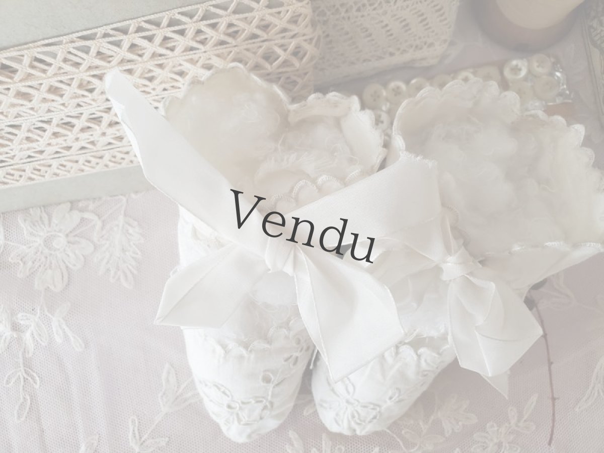 画像4: フランスアンティーク　カットワーク刺繍 べべのショーソン (4)