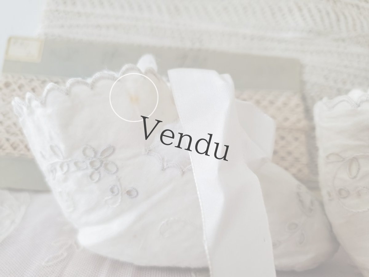 画像11: フランスアンティーク　カットワーク刺繍 べべのショーソン (11)