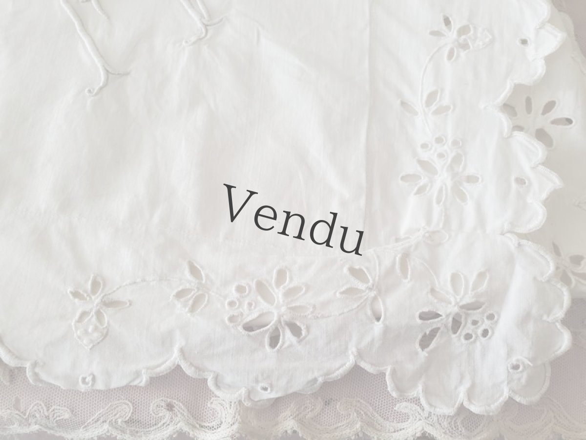 画像4: フランスアンティーク　モノグラム刺繍入りクッション（まくら）カバー (4)