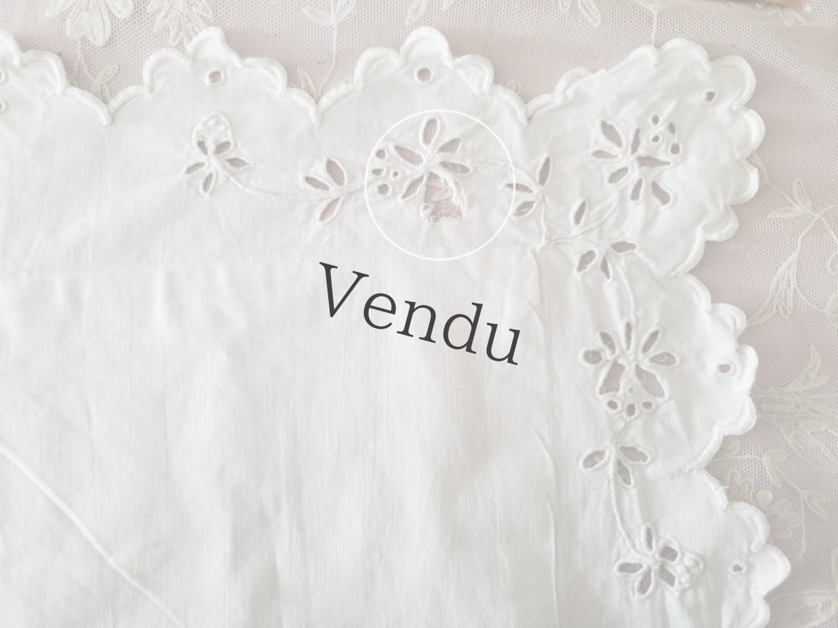 画像11: フランスアンティーク　モノグラム刺繍入りクッション（まくら）カバー (11)