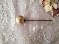 画像1: フランスアンティーク　パールのハットピン 9.5cm (1)