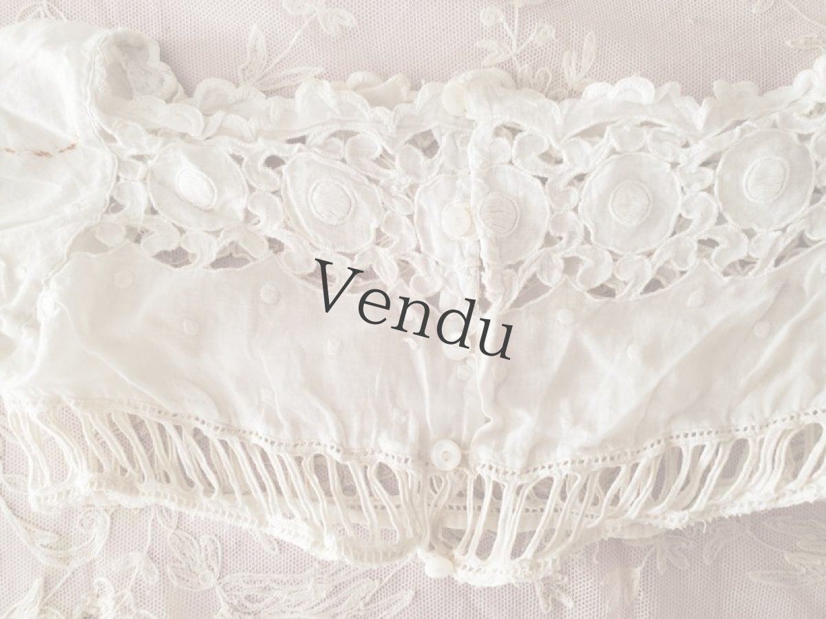 画像7: フランスアンティーク　ショート丈の小さな可愛いブラウス (7)