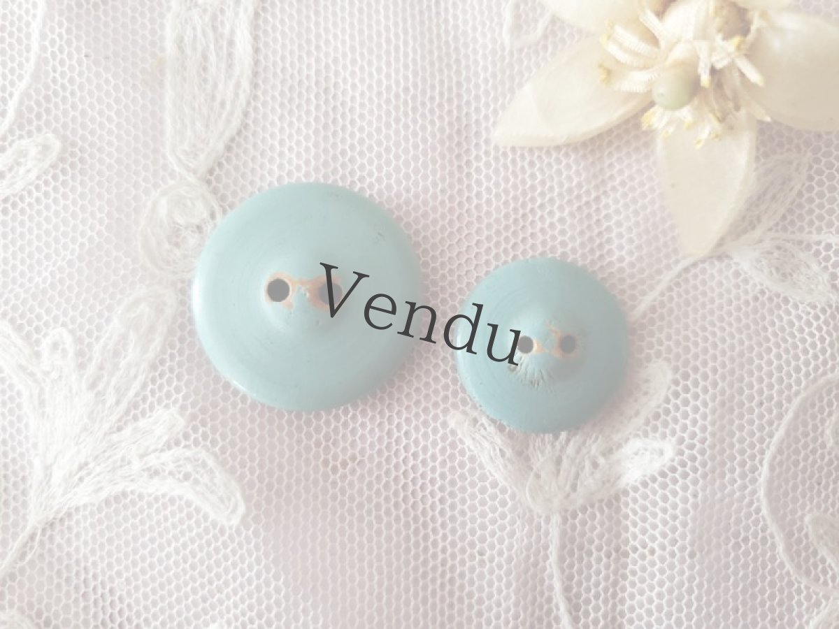 画像5: フランスヴィンテージ　手描きペイント木製ボタン 大小2個セット (5)