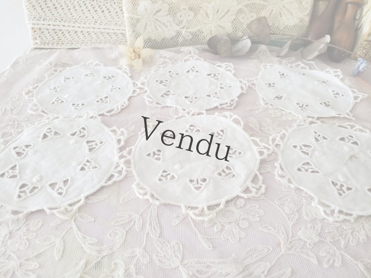 画像4: フランス蚤の市　カットワーク刺繍小さなドイリー６枚セット (4)