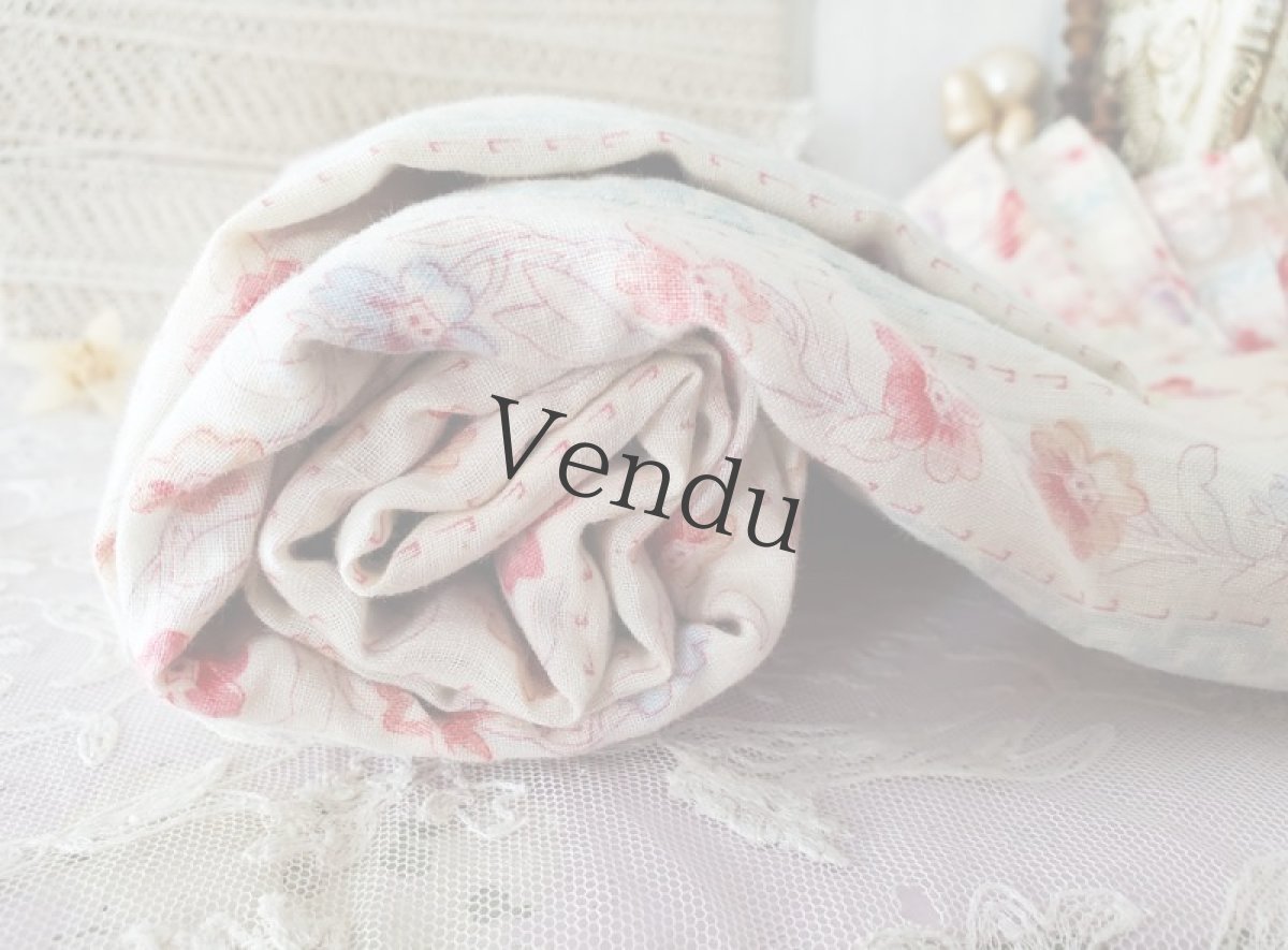 画像5: フランスヴィンテージ　やわらかに色褪せた春柄の端切れ 124×209cm (5)