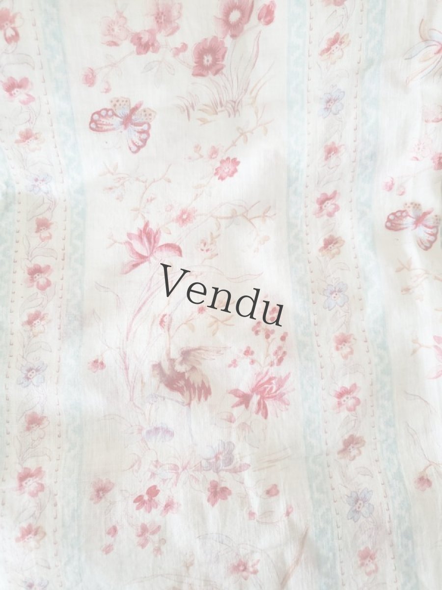 画像3: フランスヴィンテージ　やわらかに色褪せた春柄の端切れ 124×209cm (3)