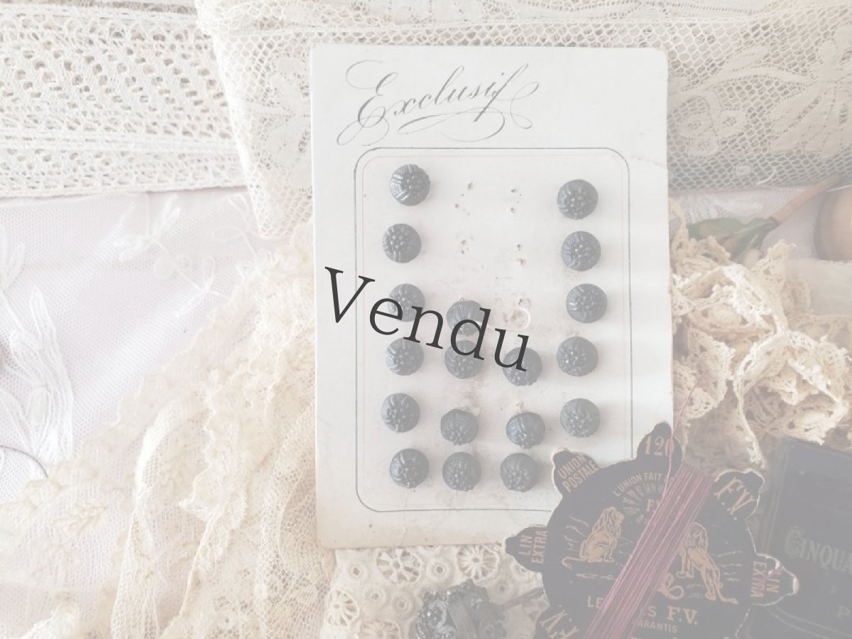 画像6: フランス 19世紀末 フレンチジェット ボタンシート Exclusif  10mm (6)