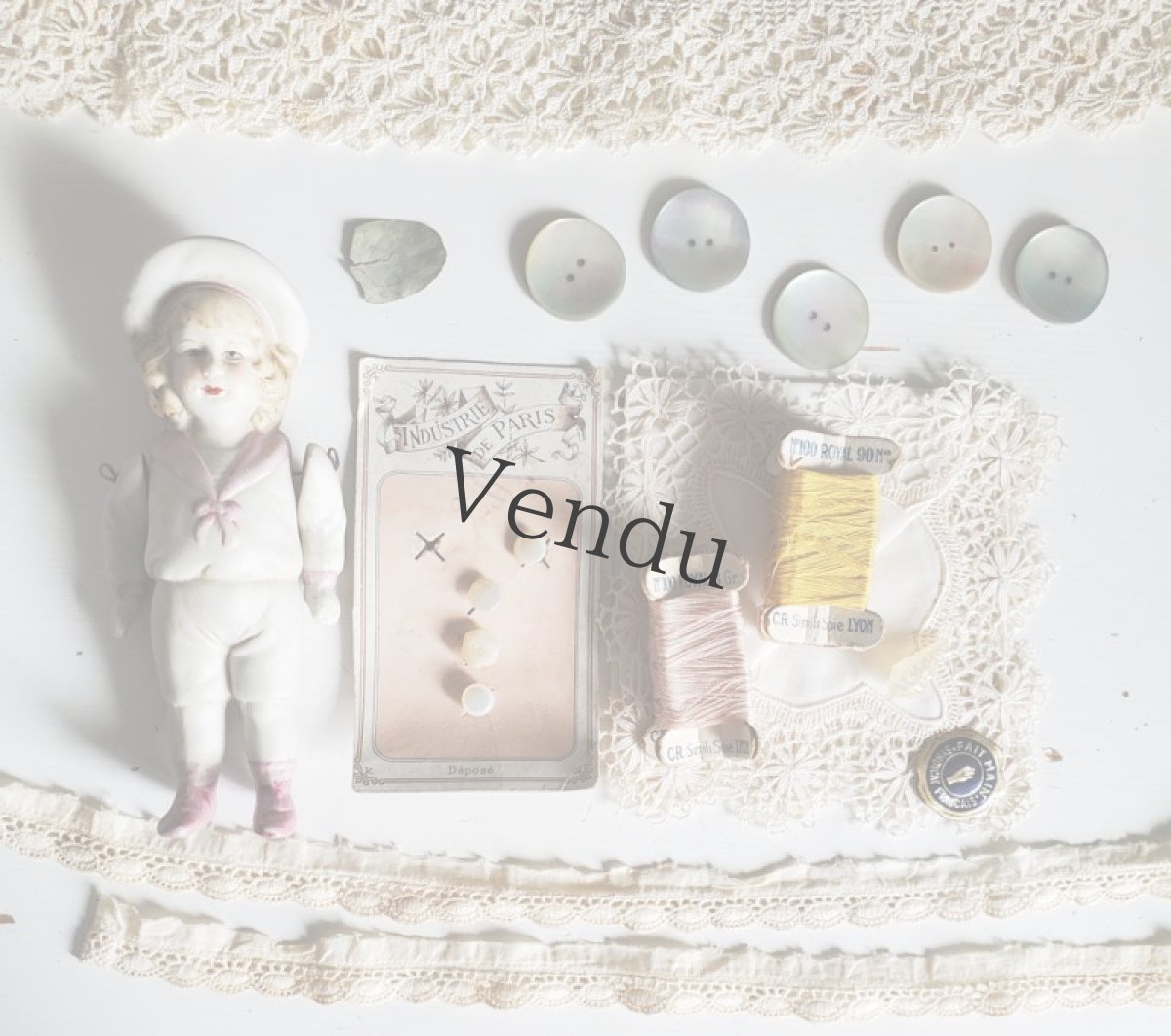 画像8: フランスアンティーク　貝ボタン オーロラ 27mm (8)