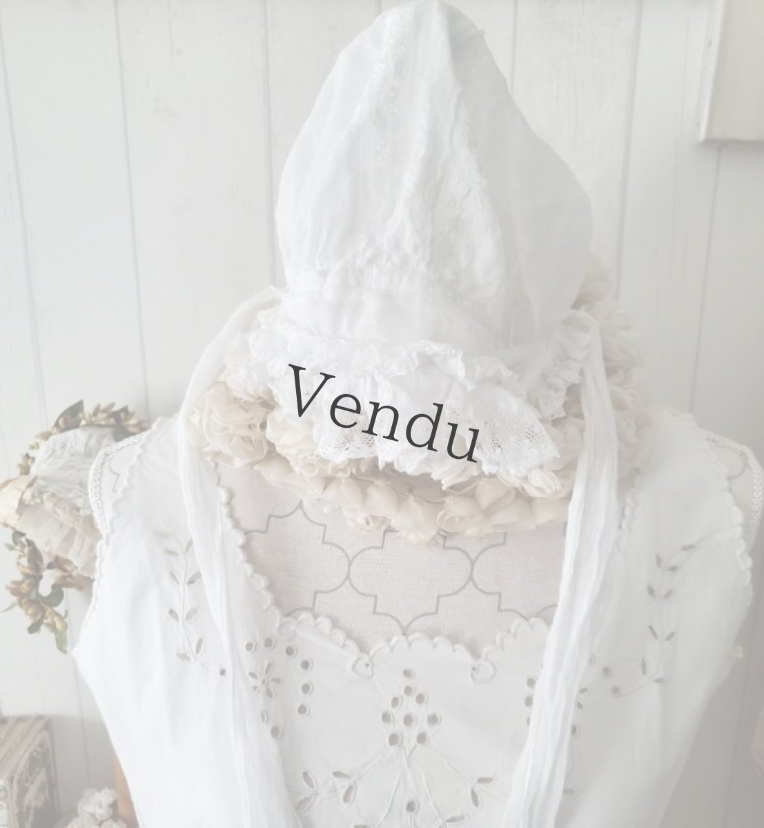 画像11: フランスアンティーク　やわらかローン地 白糸刺繍ボネ (11)