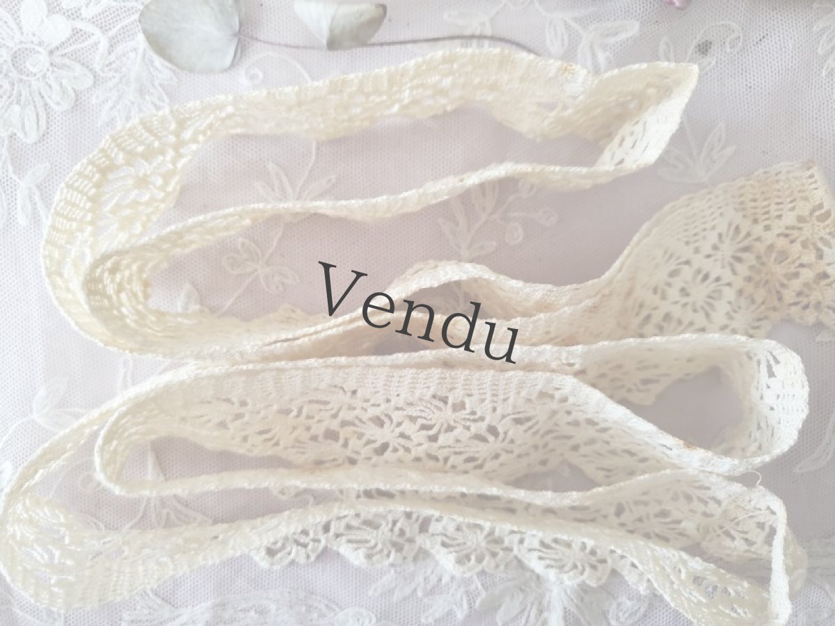 画像4: フランスアンティーク　円形レースブレード 37cm×2本セット (4)